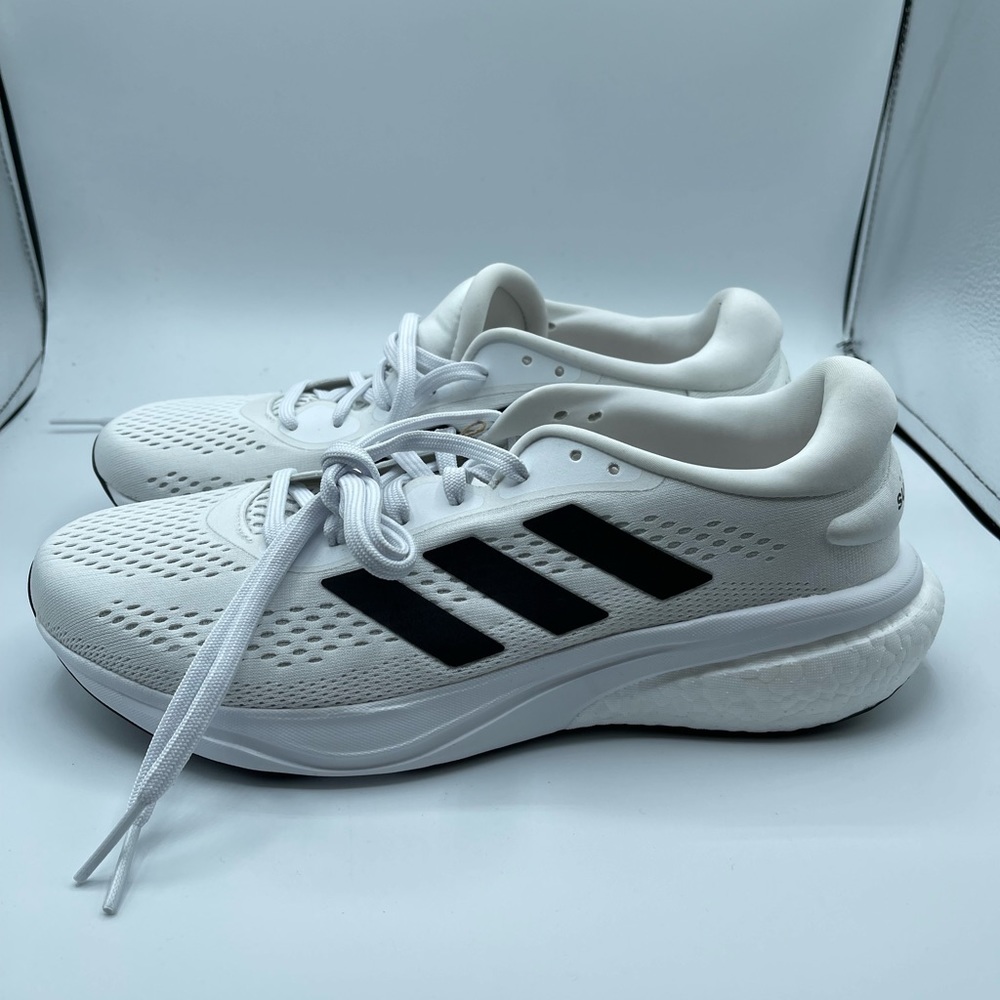 Men's Adidas Supernova 2M Athletic Shoe White/Black sku GW9089 New. Size 9
